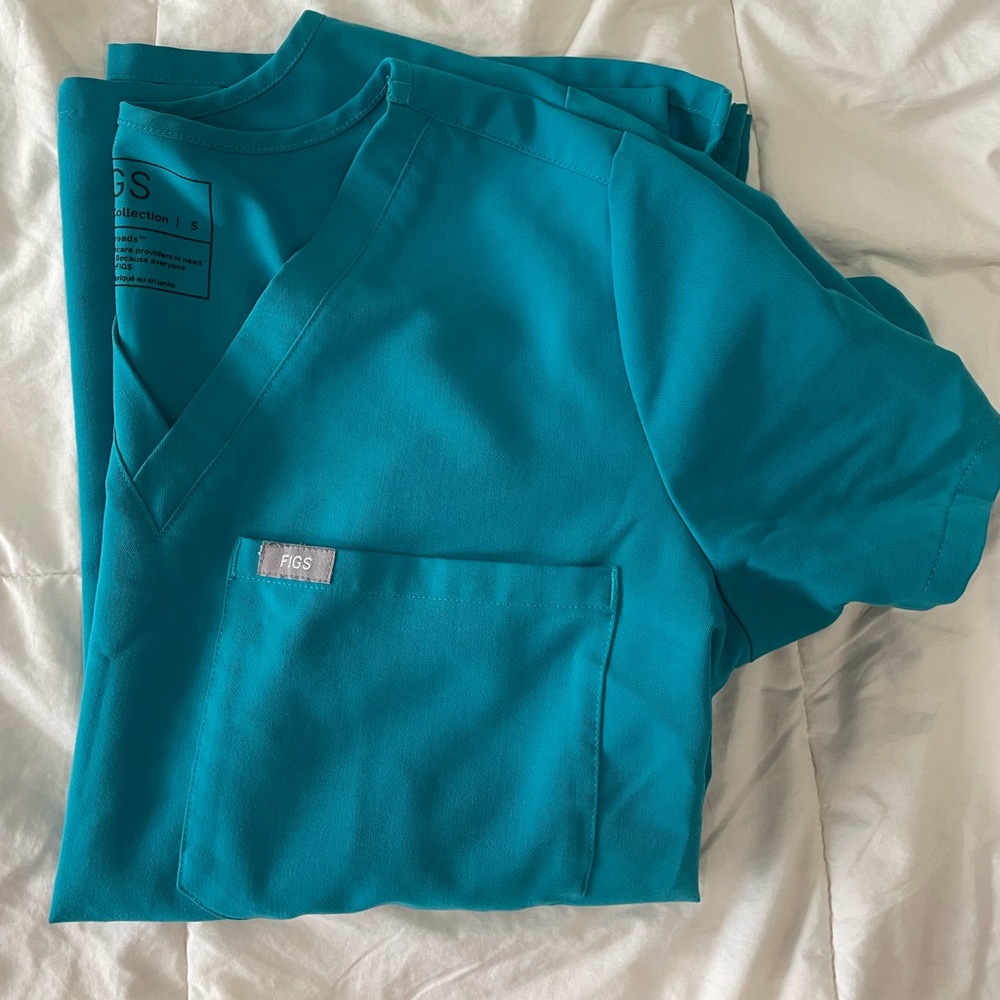 FIGS CATARINA TOP NWOT